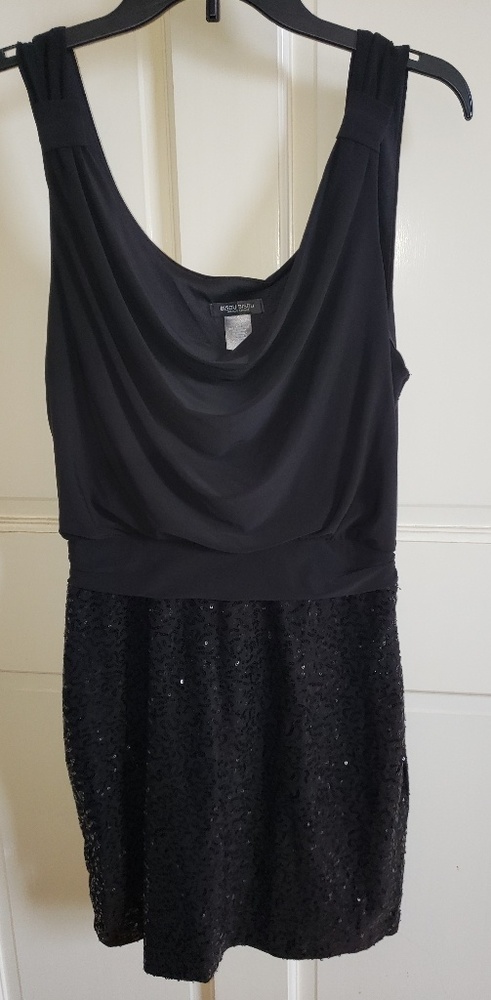 Mini sleeveless dress with sequins